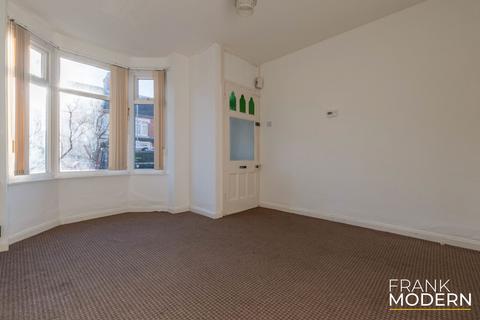 3 bedroom terraced house for sale, Clifton Avenue, Peterborough, PE3