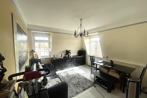 1 bedroom flat for sale, Gordon House, London W5