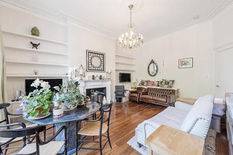 2 bedroom apartment to rent, Gloucester Terrace Bayswater W2