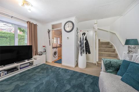1 Countisbury Gardens, Addlestone, KT15 1RS