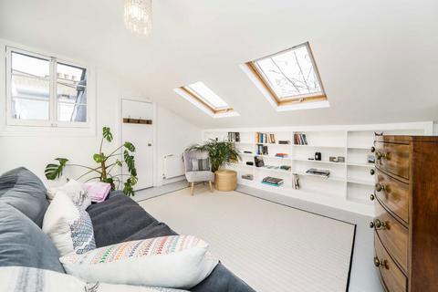 4 bedroom flat for sale, St. John's Grove, London N19