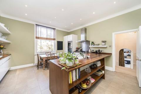 4 bedroom flat for sale, St. John's Grove, London N19