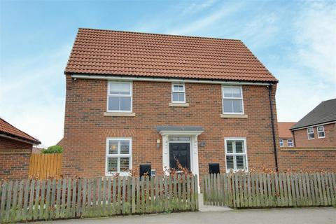 3 bedroom detached house for sale, Lawton Walk, Hessle