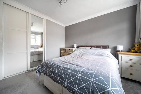 23 Mill Field, Bagshot, GU19 5DR