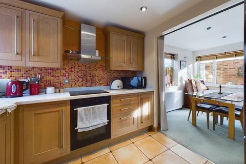 2 bedroom end of terrace house for sale, Lingholme Close, Cambridge