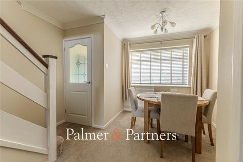 65 Holcombe Crescent, Ipswich, IP2 9PW