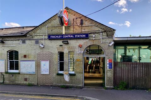 46 Basing Way, London, N3 3BY