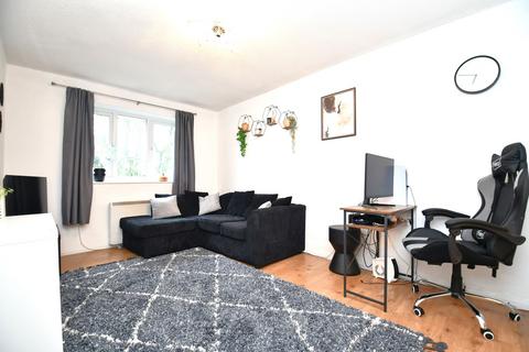 2 bedroom flat for sale, New Lane, Eccles, M30