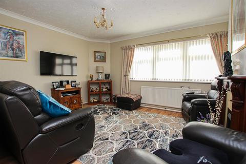 3 bedroom semi-detached house for sale, Rowley Drive, Newmarket CB8