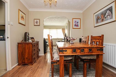 3 bedroom semi-detached house for sale, Rowley Drive, Newmarket CB8