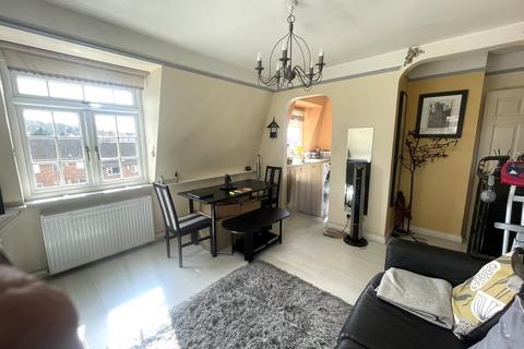 1 bedroom flat to rent, Gordon House, London W5