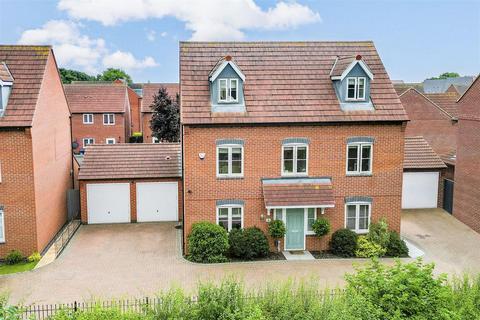 5 bedroom detached house to rent, Crown Street, Hucknall NG15