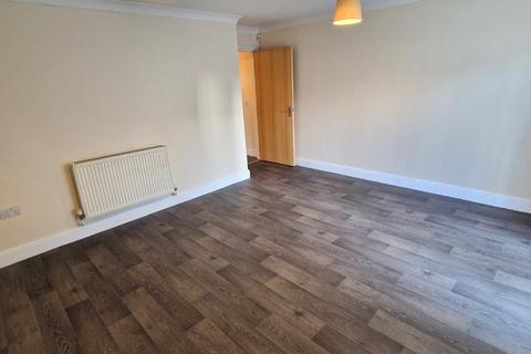 1 bedroom ground floor maisonette to rent, Bishops Road, Whitchurch, Cardiff. CF14