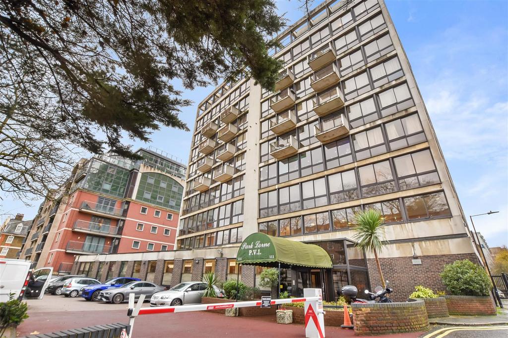 09-6246 GCPMSC - 71 Park Lorne - Exterior -Original