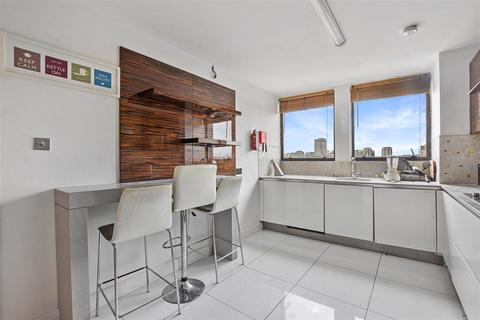 4 bedroom apartment for sale, Park Road
