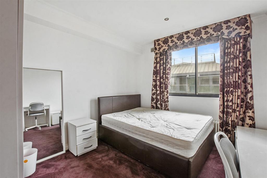 07-f75b GCPMSC - 71 Park Lorne - Bedroom 6 -Origina