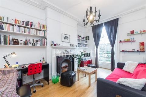 1 bedroom flat to rent, Leighton Crescent, Kentish Town NW5