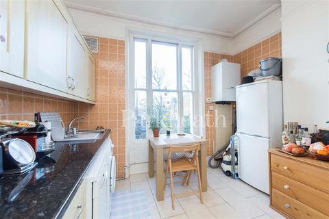 1 bedroom flat to rent, Leighton Crescent, Kentish Town NW5