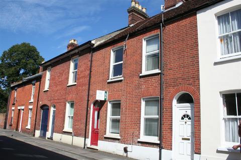 2 bedroom terraced house to rent, St Edmunds Church Street, Wiltshire SP1