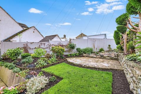 3 bedroom semi-detached house for sale, Burns Hill, Addingham, Ilkley, West Yorkshire, LS29