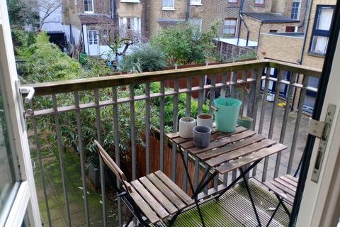 2 bedroom apartment to rent, Reading Lane, London, E8