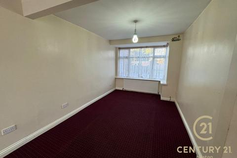 3 bedroom terraced house to rent, Wentworth Road, SOUTHALL UB2