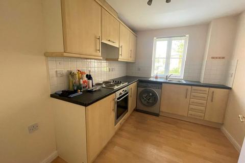 2 bedroom flat to rent, Ravenswood