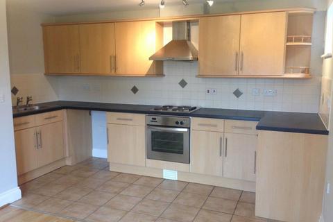 2 bedroom flat to rent, Britannia Road