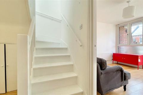 3 bedroom apartment for sale, London NW6