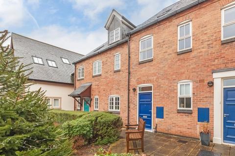 2 bedroom maisonette for sale, Epworth Court, Loughborough LE12