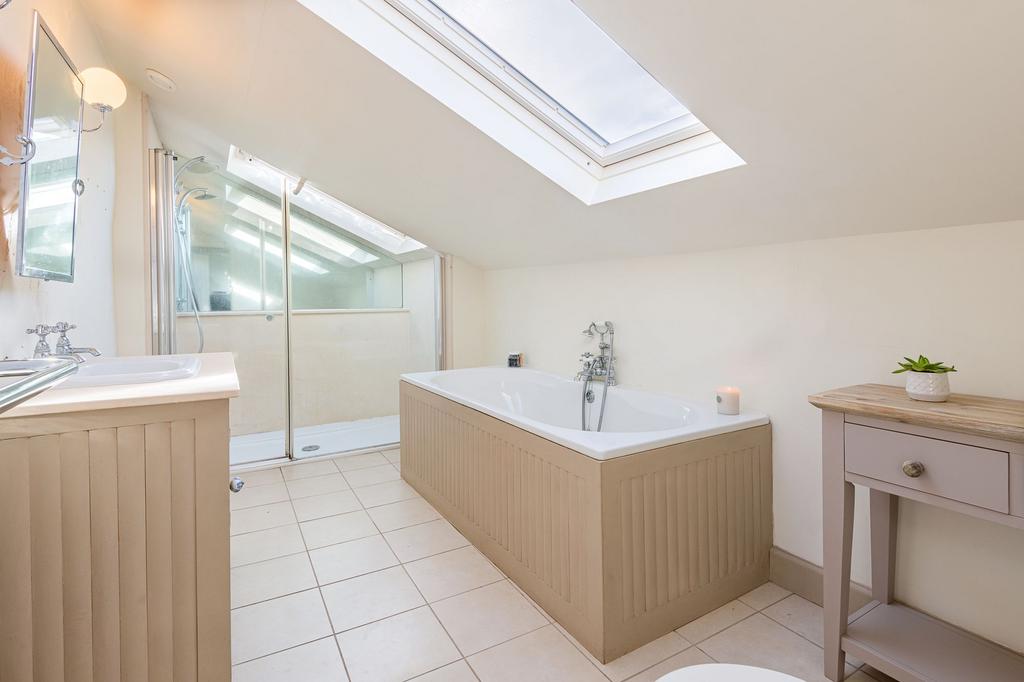 Master Ensuite