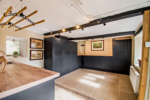 13 Back Lane, South Luffenham, Oakham, LE15 8NQ