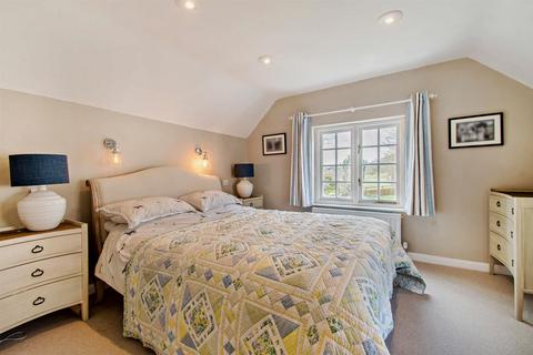 13 Back Lane, South Luffenham, Oakham, LE15 8NQ