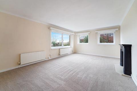 2 bedroom flat for sale, Grove Road, Surbiton KT6