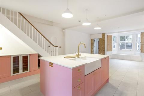 12 Cadogan Terrace, London, E9 5EG