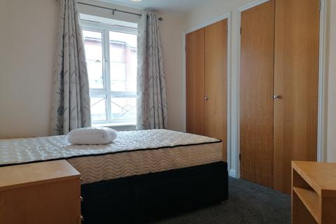 2 bedroom apartment to rent, Old York Street, Hulme, Manchester. M15 5TE