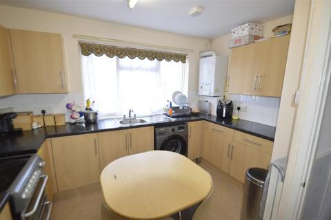 2 bedroom apartment for sale, Lansbury Avenue, Barking