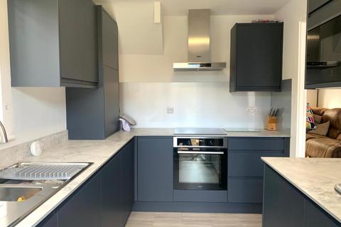 63 Beaumont Drive, Northampton, NN3 8PS