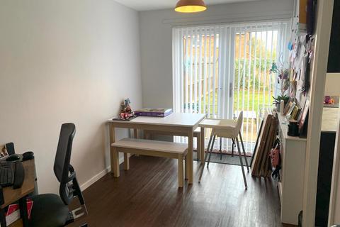 63 Beaumont Drive, Northampton, NN3 8PS