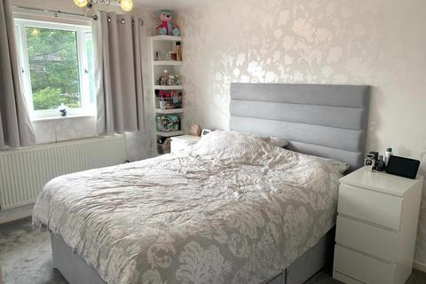 63 Beaumont Drive, Northampton, NN3 8PS