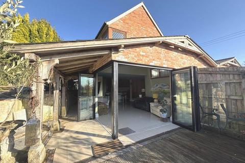 2 Berwick Lane, Steeple Langford, Salisbury, SP3 4NB