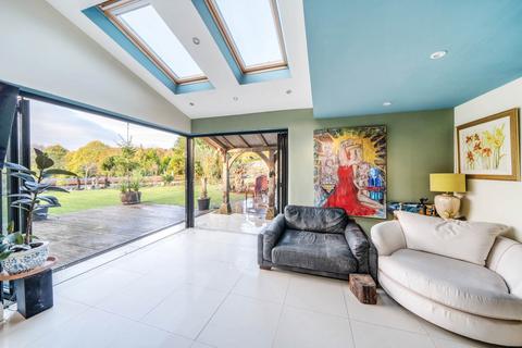 2 Berwick Lane, Steeple Langford, Salisbury, SP3 4NB