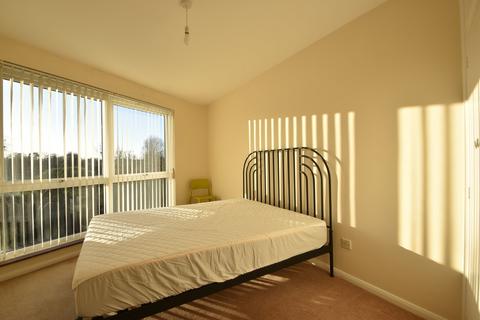 2 bedroom apartment to rent, Parkside Court, WEYBRIDGE, KT13