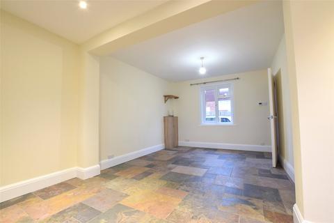 4 bedroom semi-detached house to rent, St. Peters Row, Tunbridge Wells TN3