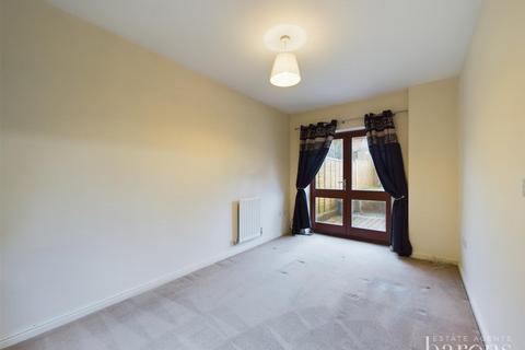 2 bedroom terraced house for sale, Park Prewett Road, Basingstoke RG24