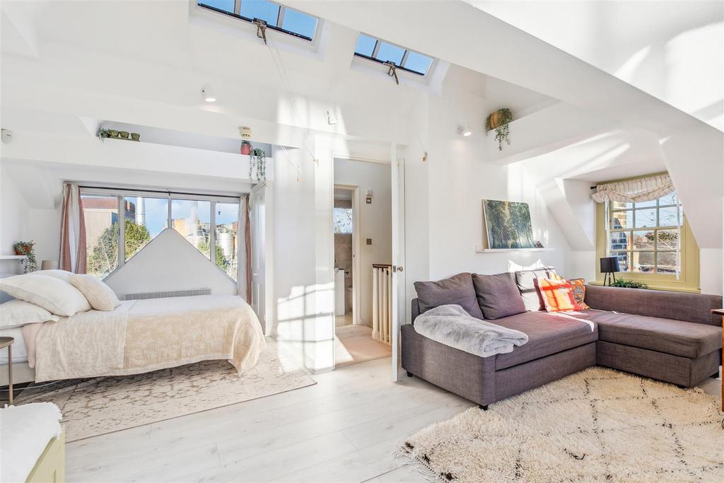 Thames View House, W4 - FOR SALE