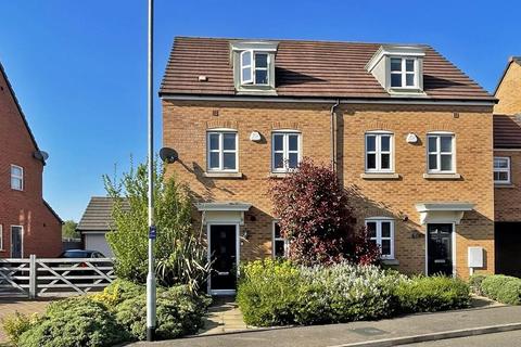 3 bedroom semi-detached house to rent, Jackson Way, Stamford, Lincolnshire