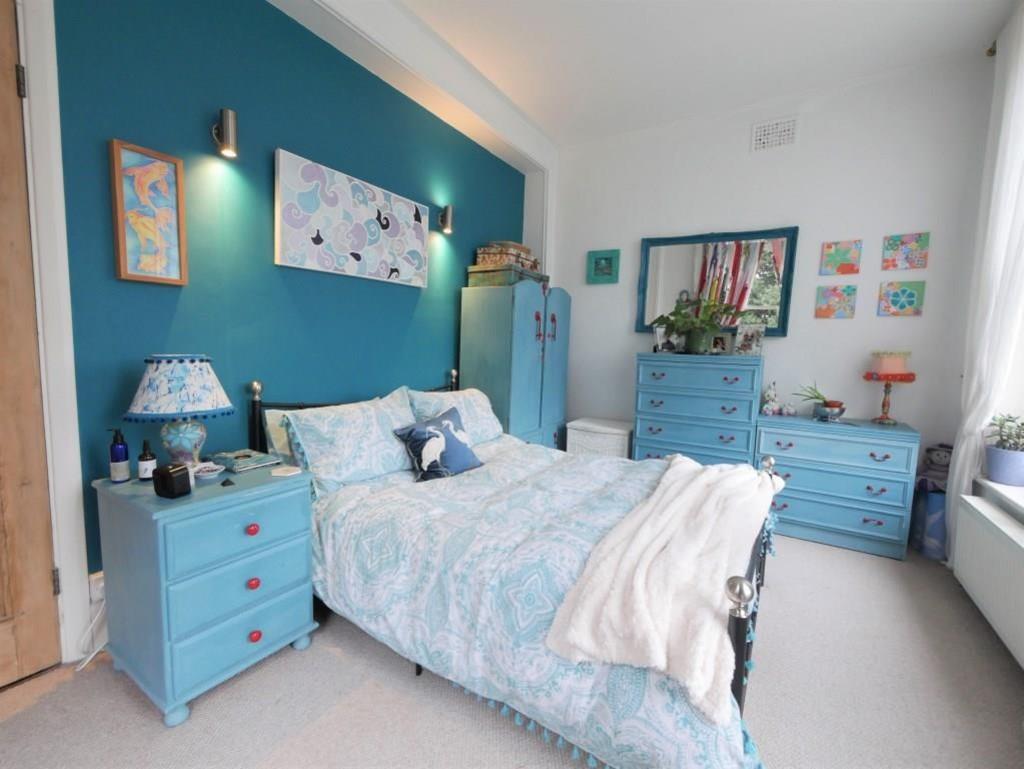 Bedroom1 3