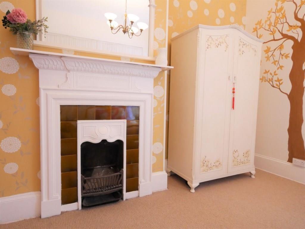 Bedroom2 2