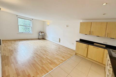 2 bedroom apartment to rent, Flagstaff Court, Canterbury CT1